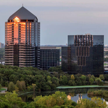 https://www.apollohealthco.com/wp-content/uploads/2020/02/Bloomington-Minnesota-Event-Square-370x370.jpg