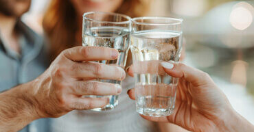 https://www.apollohealthco.com/wp-content/uploads/May2025BrainBoostingBeverages-370x193.jpg